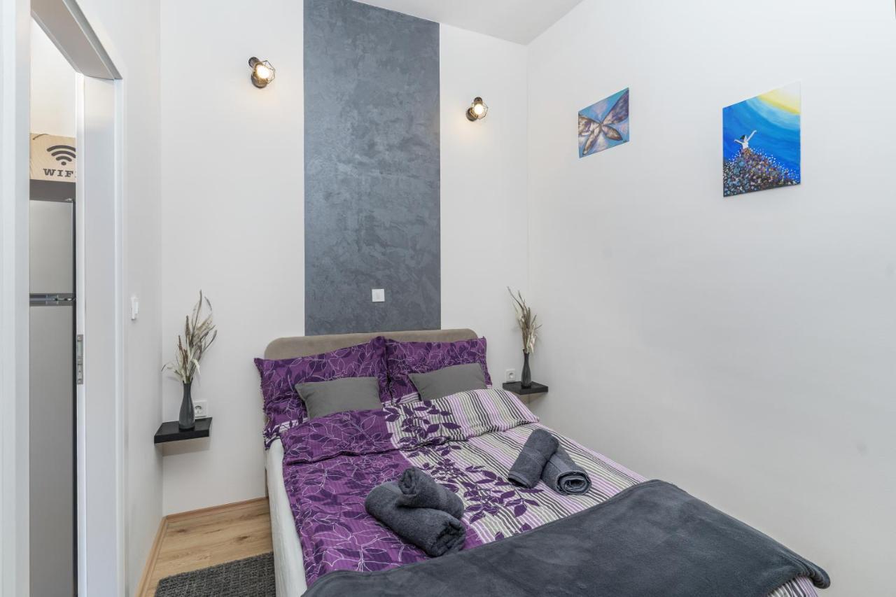 Stunning Apartment In Quiet Street Near Center With Free Parking 4 Floor Rijeka Exterior foto